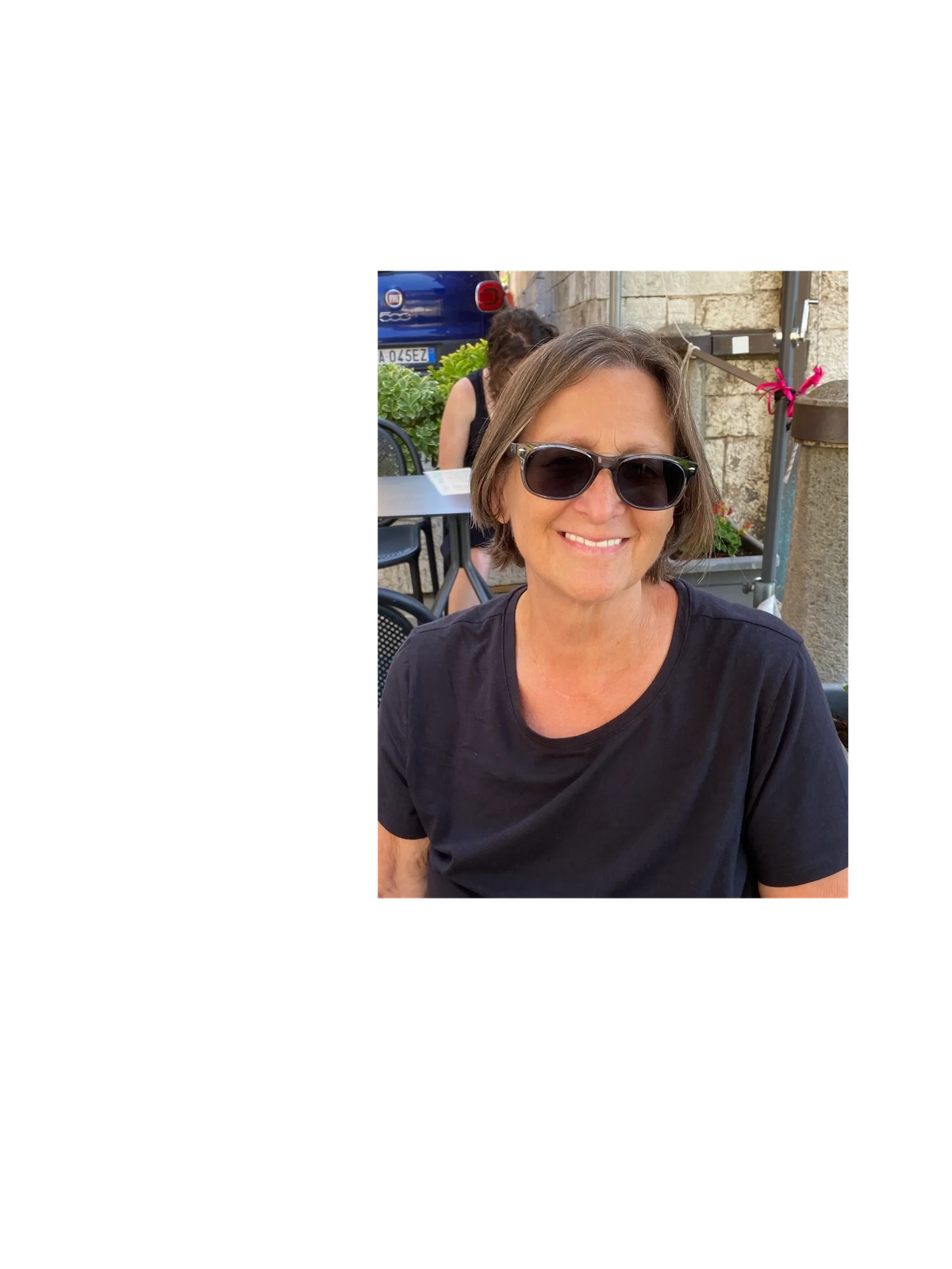 Sandra Luciano — tarot master and transformational guide